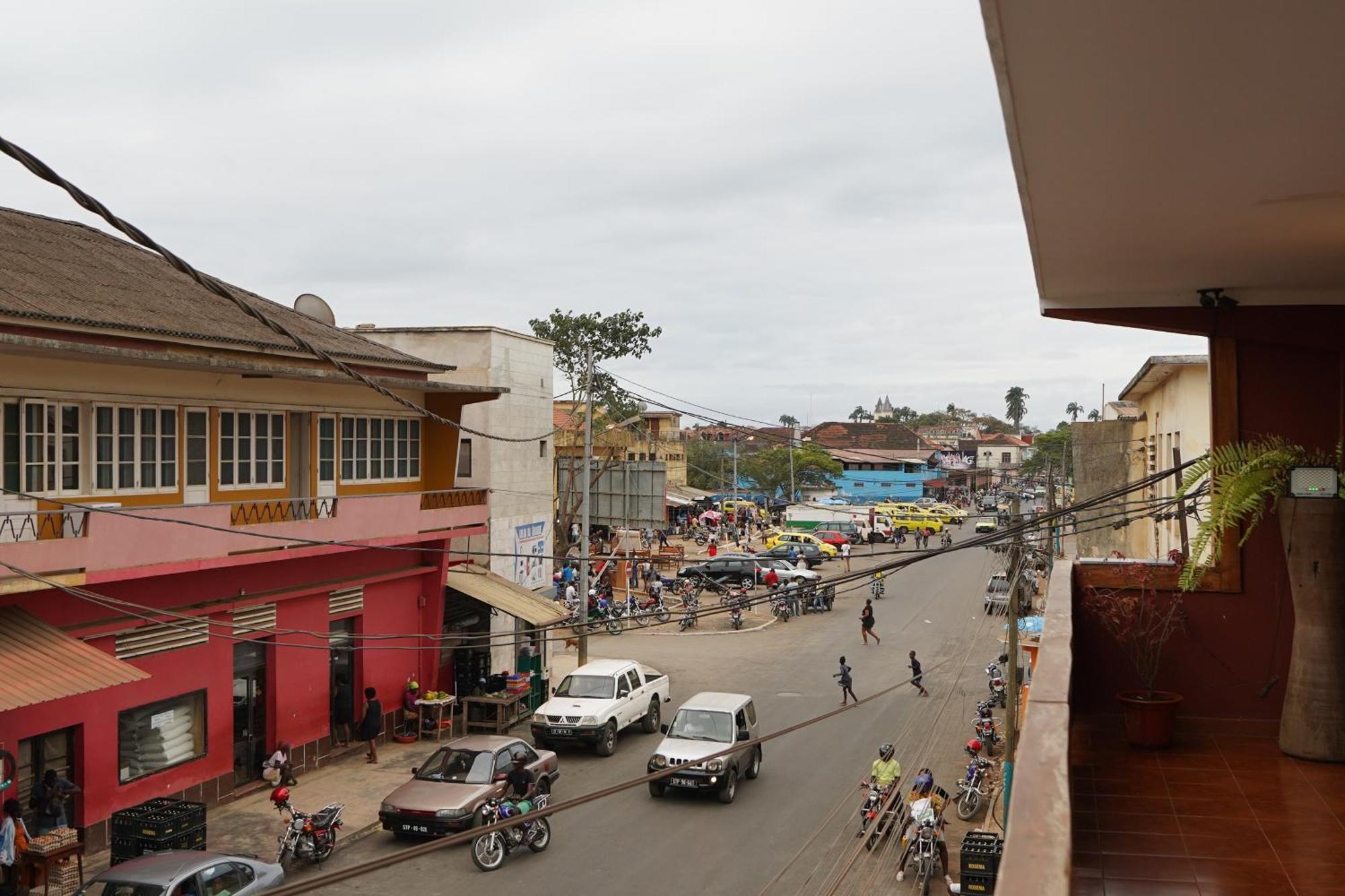 Residencial Avenida Geovanni Sao Tome Extérieur photo